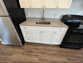 725 NW 4th Ave, Unit Unit1 in Fort Lauderdale, FL - Foto de edificio - Building Photo