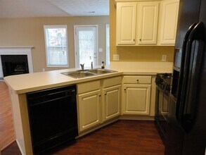 765 Chatham Park Dr in Lawrenceville, GA - Building Photo - Building Photo