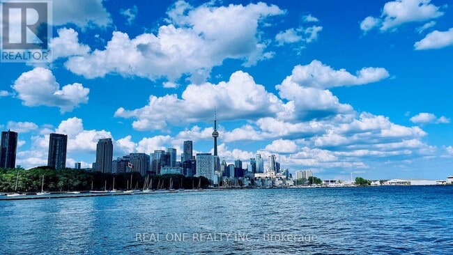 property at 2111-2111 Lake Shore Blvd W