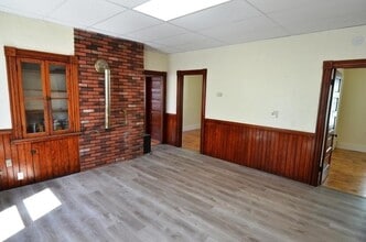 71 Esther St, Unit 2 in Worcester, MA - Building Photo - Building Photo