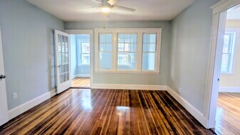146 Waverley Ave, Unit 146 in Watertown, MA - Building Photo