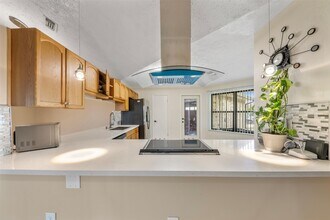 15719 Tammany Ln in Houston, TX - Building Photo - Building Photo