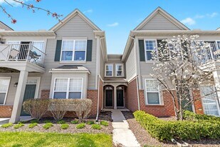 245 Wright St in Wixom, MI - Building Photo