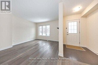 37 Torah Gate in Vaughan, ON - Building Photo - Building Photo