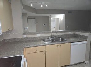 2151 W Preserve Way in Miramar, FL - Building Photo - Building Photo