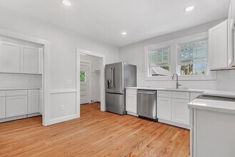 726 Highland Ave in Needham, MA - Building Photo - Building Photo