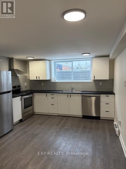 2474 Heaton Ave in Ottawa, ON - Building Photo - Building Photo