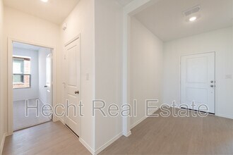 152 Rodney Boat Rd in Kyle, TX - Building Photo - Building Photo