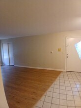 6341 W Belmont Ave in Chicago, IL - Building Photo - Building Photo