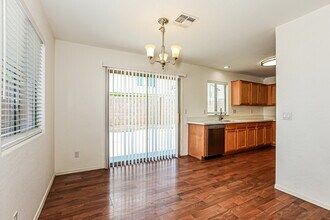 286 W Santa Gertrudis Trl in San Tan Valley, AZ - Building Photo - Building Photo