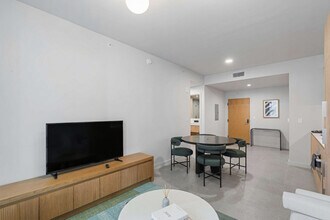 11 NE 6th St, Unit SI ID1373698P in Miami, FL - Foto de edificio - Building Photo