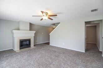 453 Capricorn St in Cedar Hill, TX - Building Photo - Building Photo
