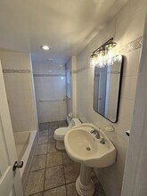 84 Rollstone Ave in West Sayville, NY - Building Photo - Building Photo