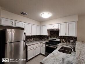 12909 Margit Dr in Austin, TX - Building Photo - Building Photo