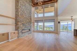1511-1511 Vineyard Dr in West Kelowna, BC - Building Photo - Building Photo