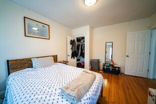 8 Selkirk Rd, Unit #1 in Boston, MA - Building Photo
