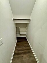 3909 SW Pecan Cir in Bentonville, AR - Foto de edificio - Building Photo