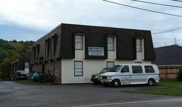 Smithwood Apartments in Knoxville, TN - Building Photo - Building Photo