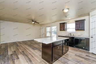 513 E 48th Pl N in Tulsa, OK - Building Photo - Building Photo