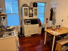 103 Sciarappa St, Unit 2 in Cambridge, MA - Building Photo - Building Photo