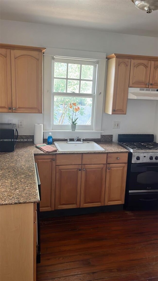 315 Eucalyptus St in West Palm Beach, FL - Building Photo - Building Photo