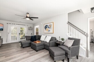 4126 Silver Fox Ct in High Point, NC - Building Photo - Building Photo