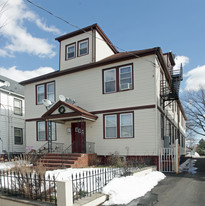 1017 Monroe Ave in Elizabeth, NJ - Building Photo