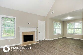 4249 Gracewood Park Dr in Ellenwood, GA - Building Photo - Building Photo