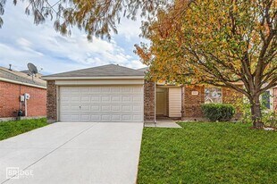 2210 Sumac Dr in Forney, TX - Building Photo