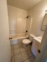 618 Ammunition Rd, Unit 618 in Fallbrook, CA - Building Photo - Building Photo