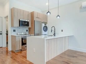 2841 W Diamond St in Philadelphia, PA - Building Photo