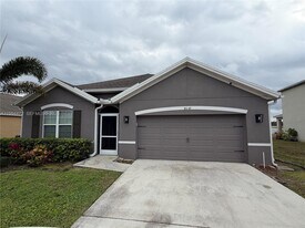 8649 Cobblestone Dr in Fort Pierce, FL - Building Photo