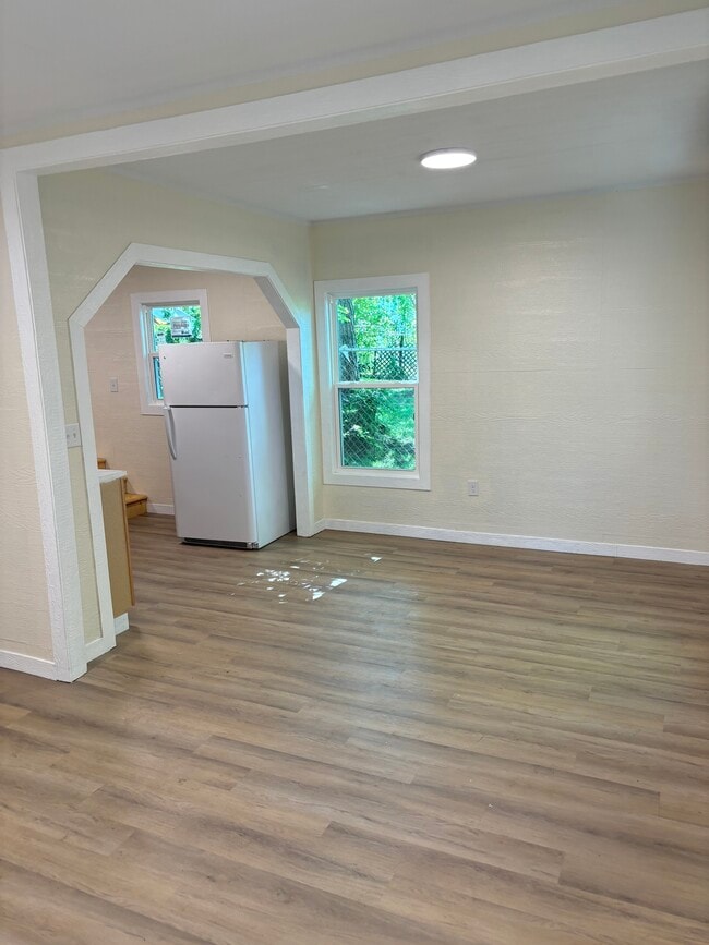 210 Anna St, Unit B in Hot Springs, AR - Foto de edificio - Building Photo