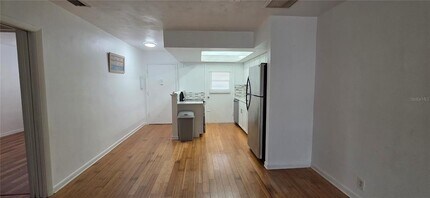 1433 S Belcher Rd in Clearwater, FL - Foto de edificio - Building Photo