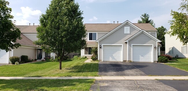 3193 Impressions Dr in Lake In The Hills, IL - Building Photo - Building Photo