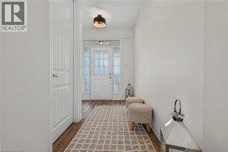 55 W Oak Trl in Kitchener, ON - Building Photo - Building Photo