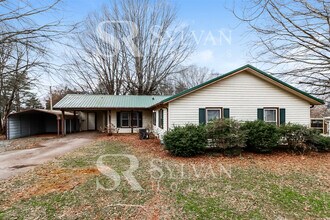 158 Danbury Ln in Statesville, NC - Building Photo - Building Photo