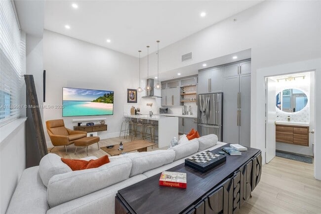 935 Euclid Ave, Unit 5 in Miami Beach, FL - Building Photo - Building Photo