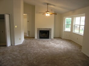 16 Silver Spur Ct in Greenville, SC - Building Photo - Building Photo