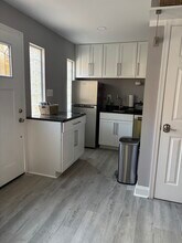 6245 Cracklingtown Rd, Unit 6245-A Cracklingtown Road in Hughesville, MD - Foto de edificio - Building Photo