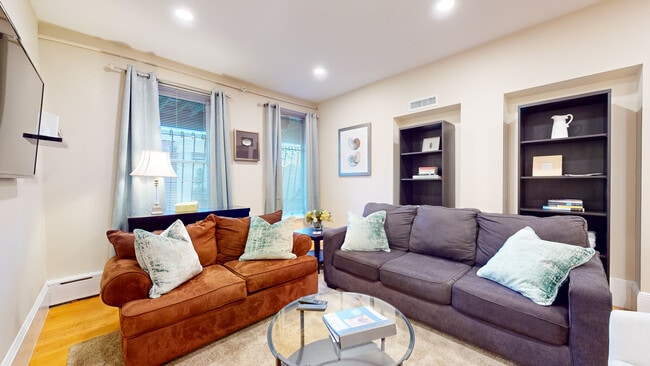 290 Beacon St, Unit 3