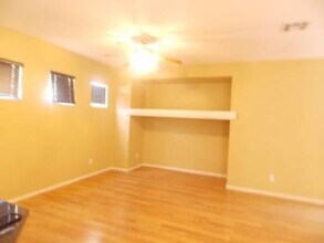 6331 N Whitner St in North Las Vegas, NV - Building Photo - Building Photo