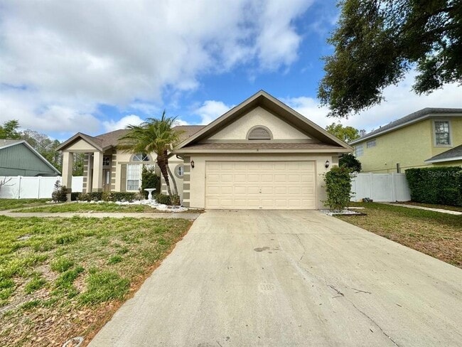 5333 Casa Nueva Dr in New Port Richey, FL - Building Photo - Building Photo