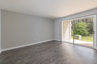 Windward Forest in Lithonia, GA - Building Photo - Interior Photo