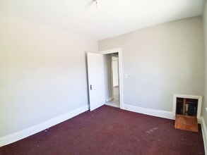 8505 Garfield Blvd in Garfield Heights, OH - Building Photo - Building Photo