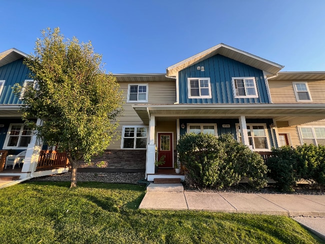 4320 Glenwood Dr
