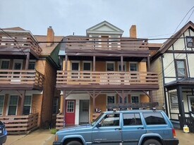 406 Grace St, Unit 2nd Floor in Pittsburgh, PA - Building Photo