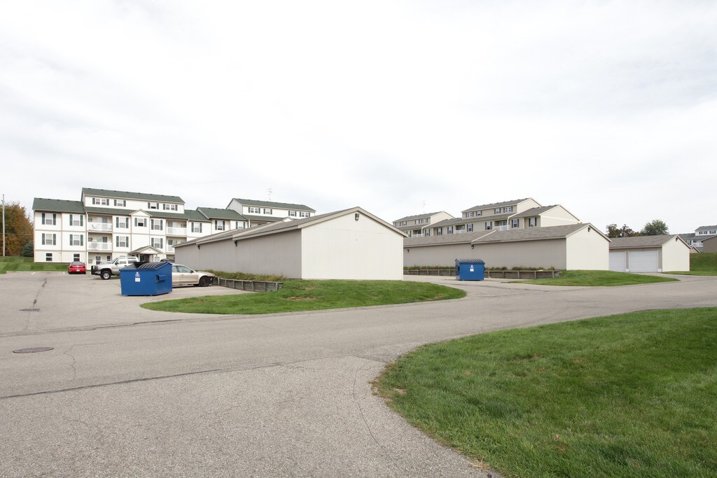 Highpointe Apartments in Allegan, MI