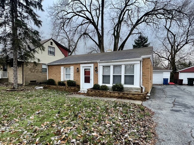 property at 18626 Golfview Ave