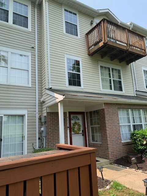 4622 Deepwood Ct in Bowie, MD - Foto de edificio